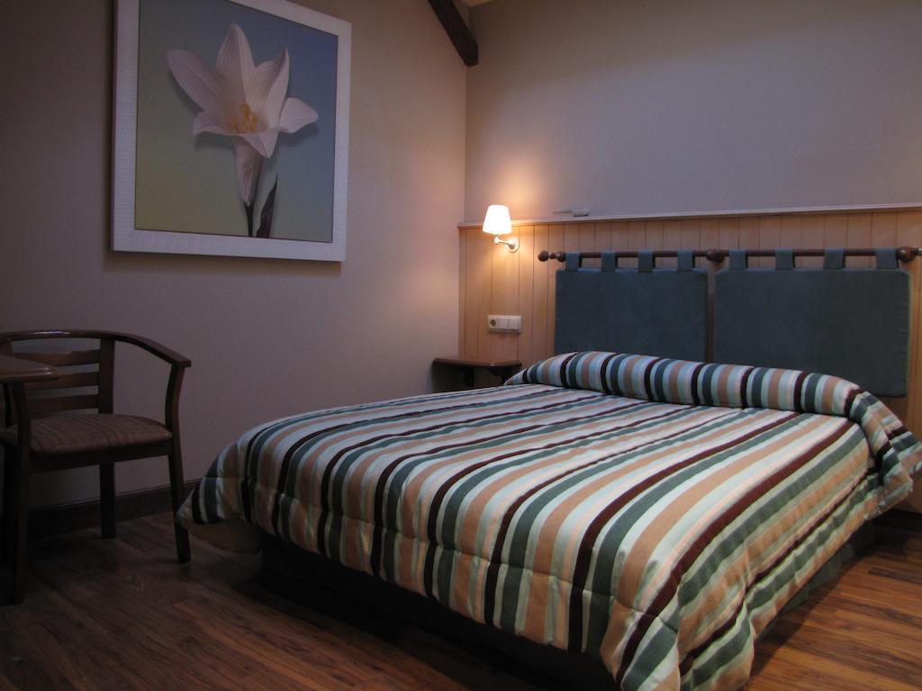 Hostal Beti-Jai Aoiz Ruang foto